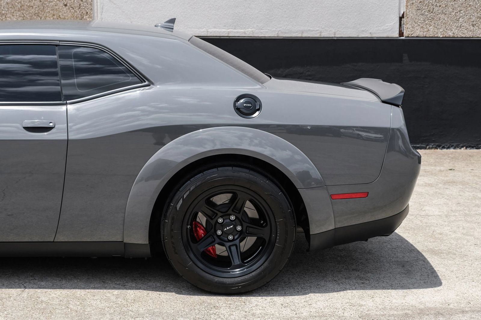 Used 2018 Dodge Challenger SRT Demon RWD image 12