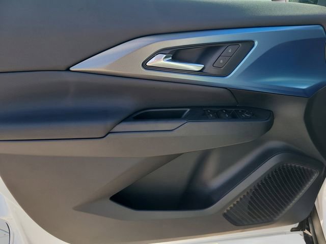 New 2026 Chevrolet Equinox EV LT image 19