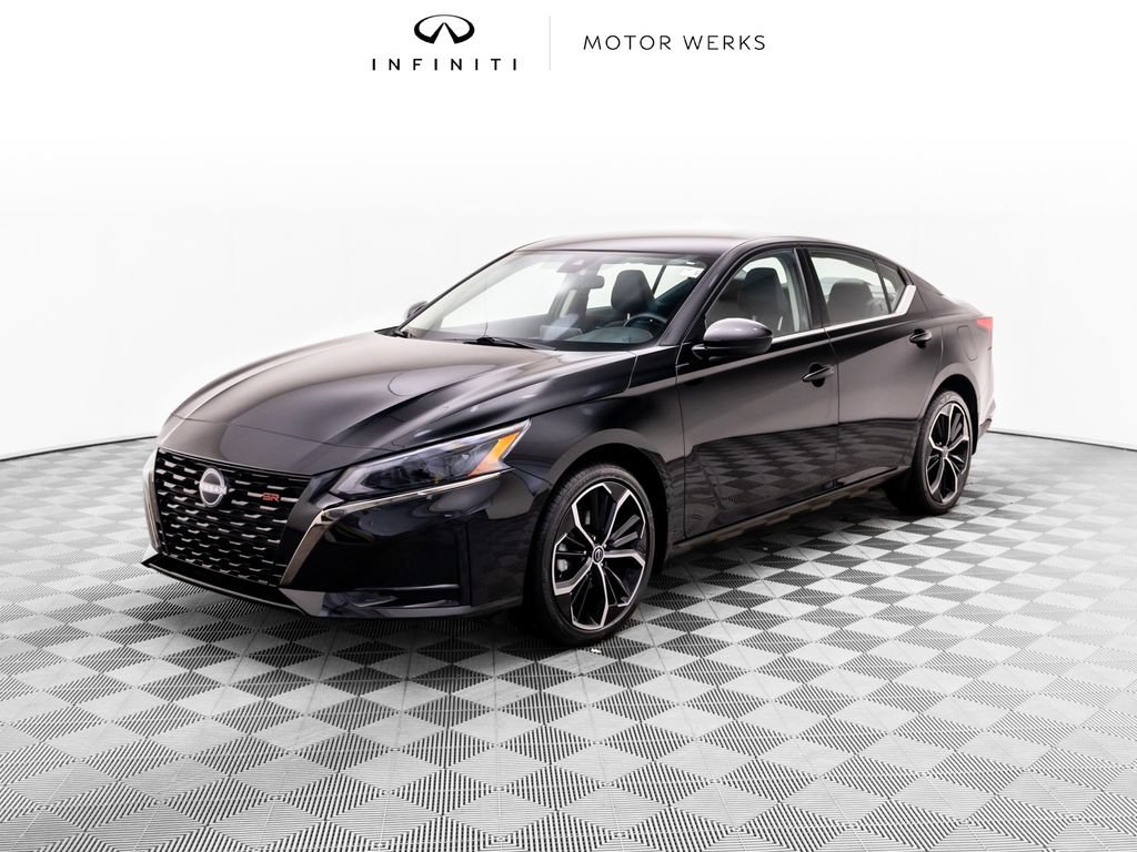 Used 2025 Nissan Altima 2.5 SR