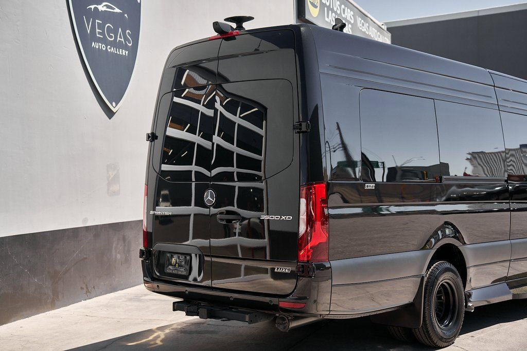 Used 2024 Mercedes-Benz Sprinter 3500 w/ Parking Package image 11