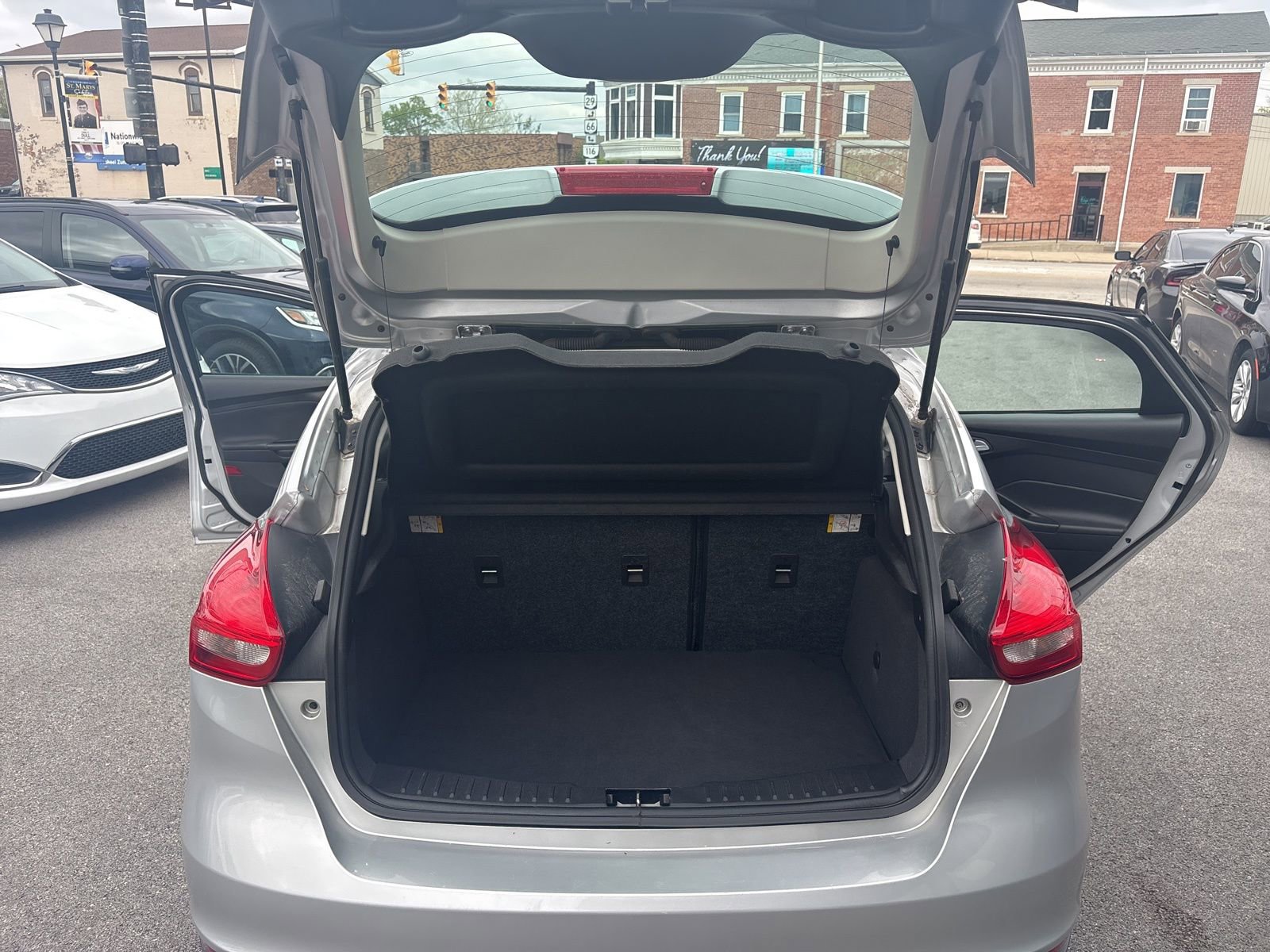 Used 2015 Ford Focus SE FWD image 14