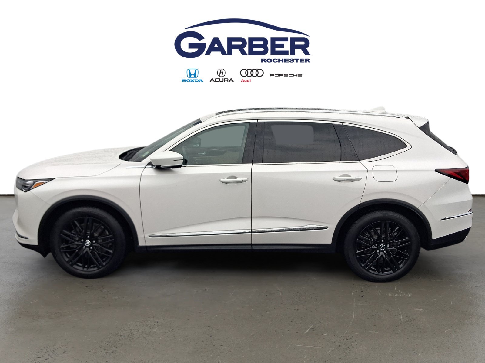 Used 2024 Acura MDX w/ Advance Package AWD/4WD image 2