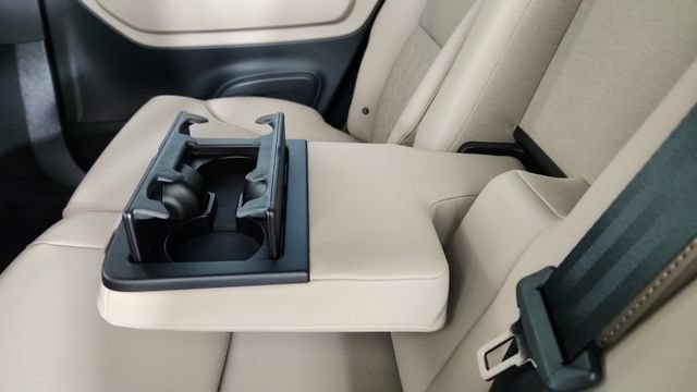 New 2026 Volvo XC90 B6 Plus w/ Protection Package Premier AWD/4WD image 30