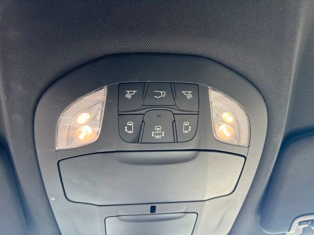 Used 2019 Chrysler Pacifica Touring Plus w/ S Appearance Package FWD image 23