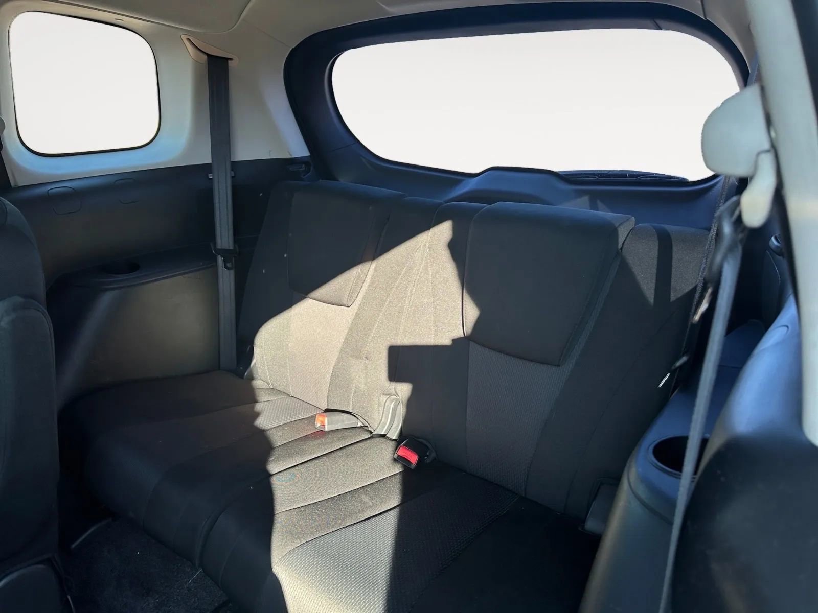 Used 2013 MAZDA MAZDA5 Sport image 15