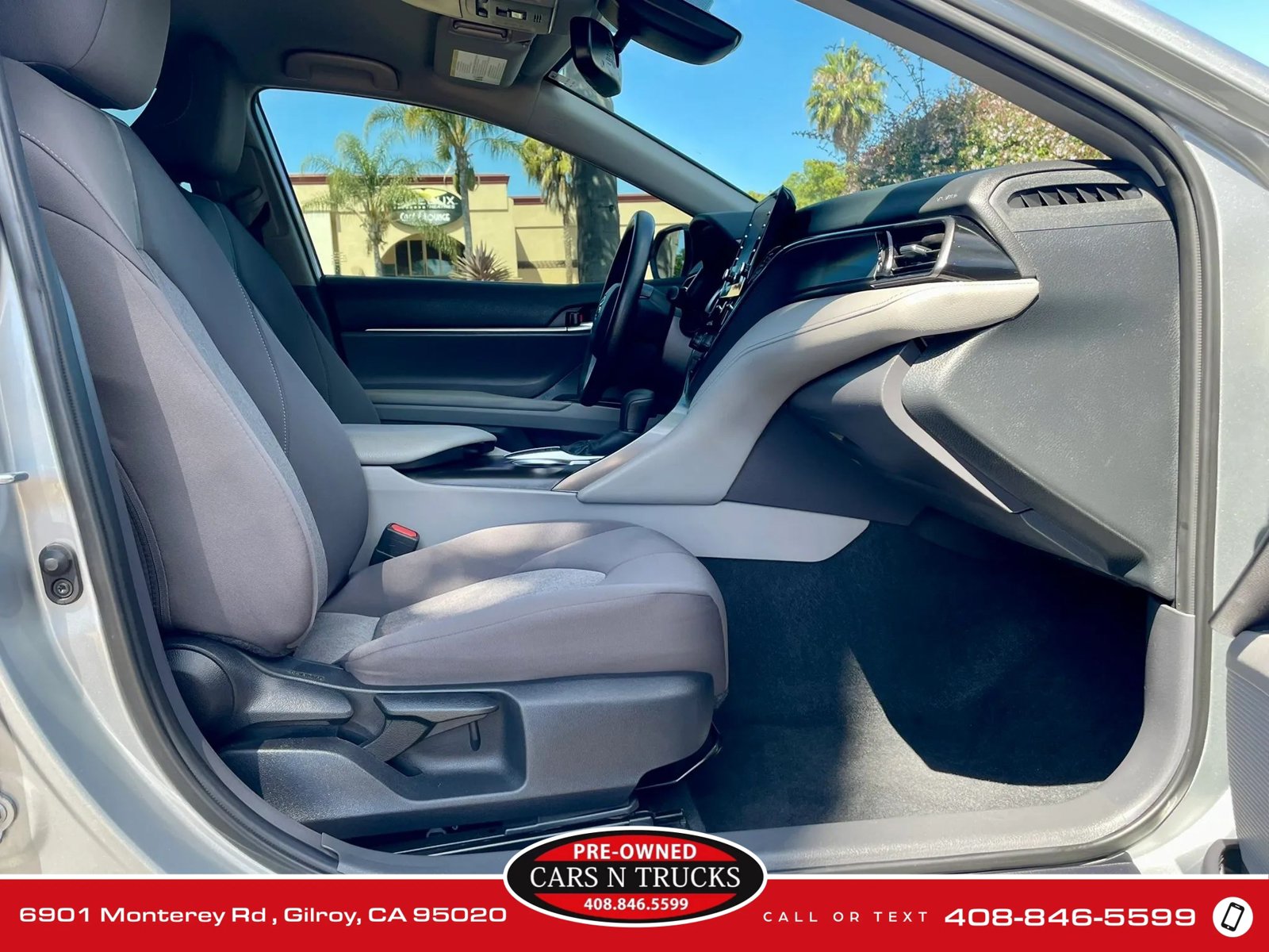 Used 2024 Toyota Camry LE w/ Convenience Package FWD image 15