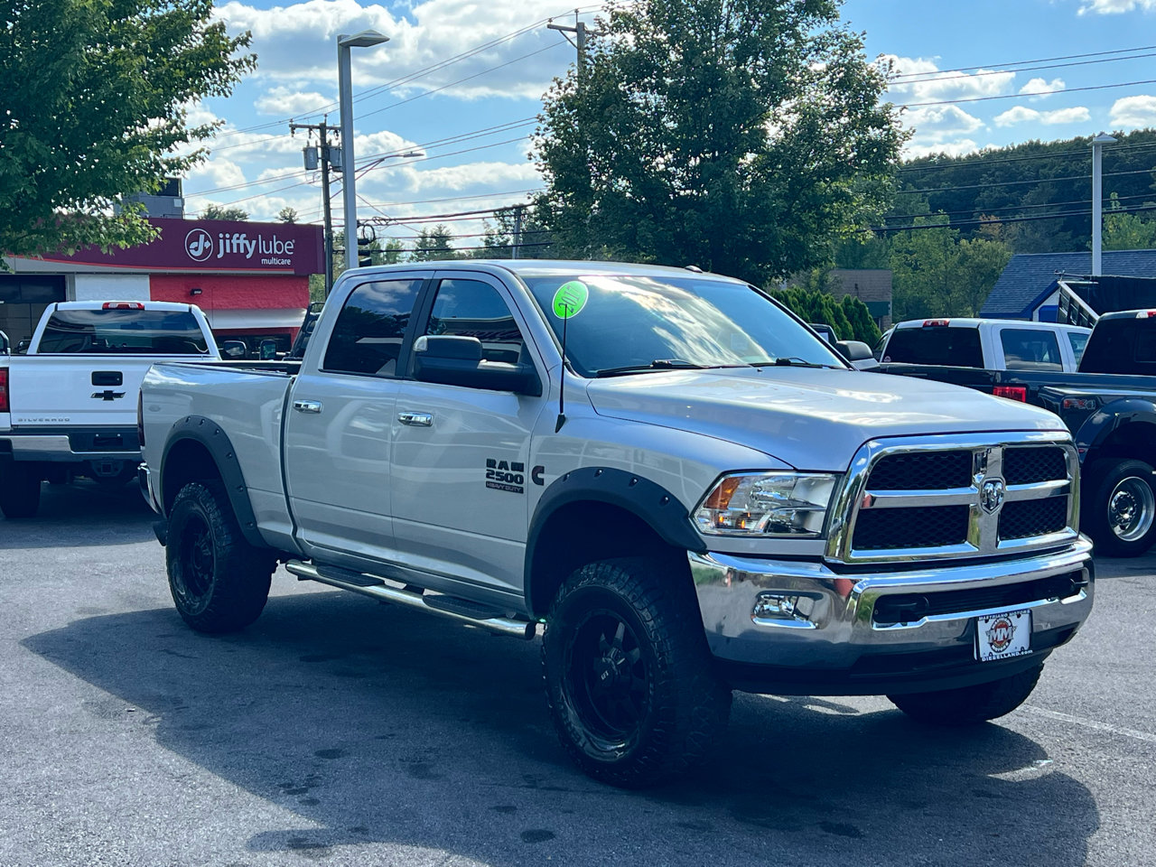 Used 2017 RAM 2500 SLT image 3