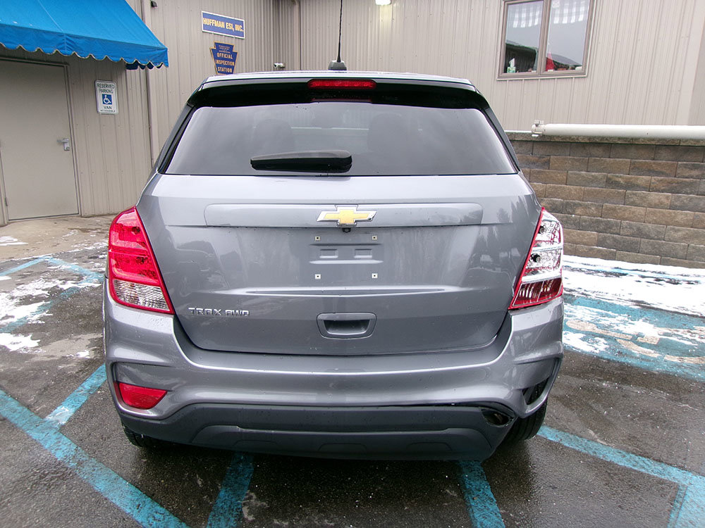 Used 2020 Chevrolet Trax LS w/ Tint and Cruise Package image 8