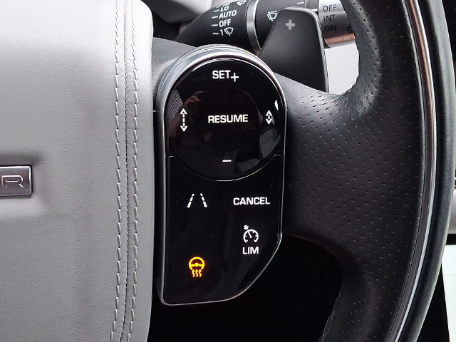 Used 2020 Land Rover Range Rover Evoque R-Dynamic HSE AWD/4WD image 26