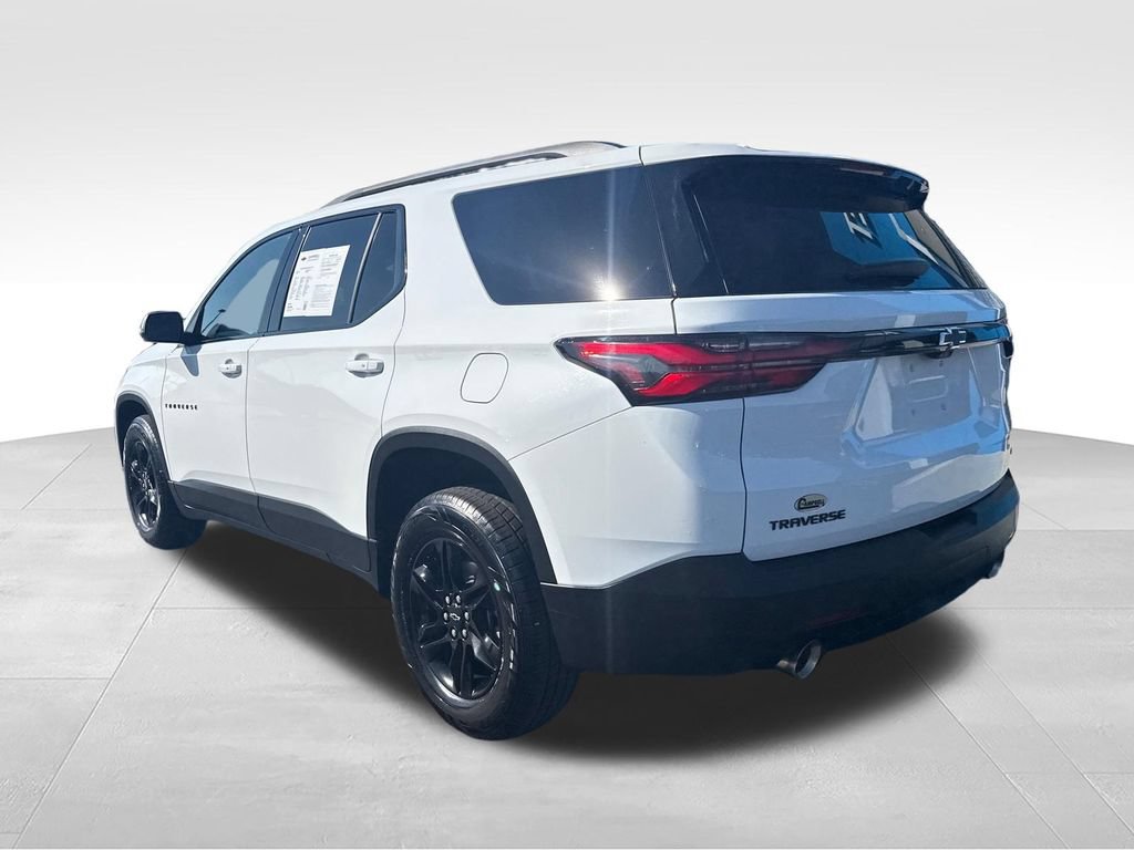 Used 2023 Chevrolet Traverse LT FWD image 6
