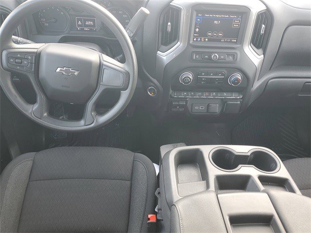 Certified 2023 Chevrolet Silverado 1500 Custom Trail Boss w/ LPO, Dark Essentials Package image 6