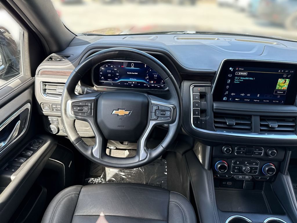 Used 2023 Chevrolet Suburban LT image 21
