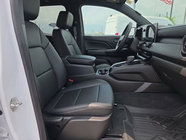 Used 2024 Chevrolet Colorado W/T w/ Advanced Trailering Package RWD image 15