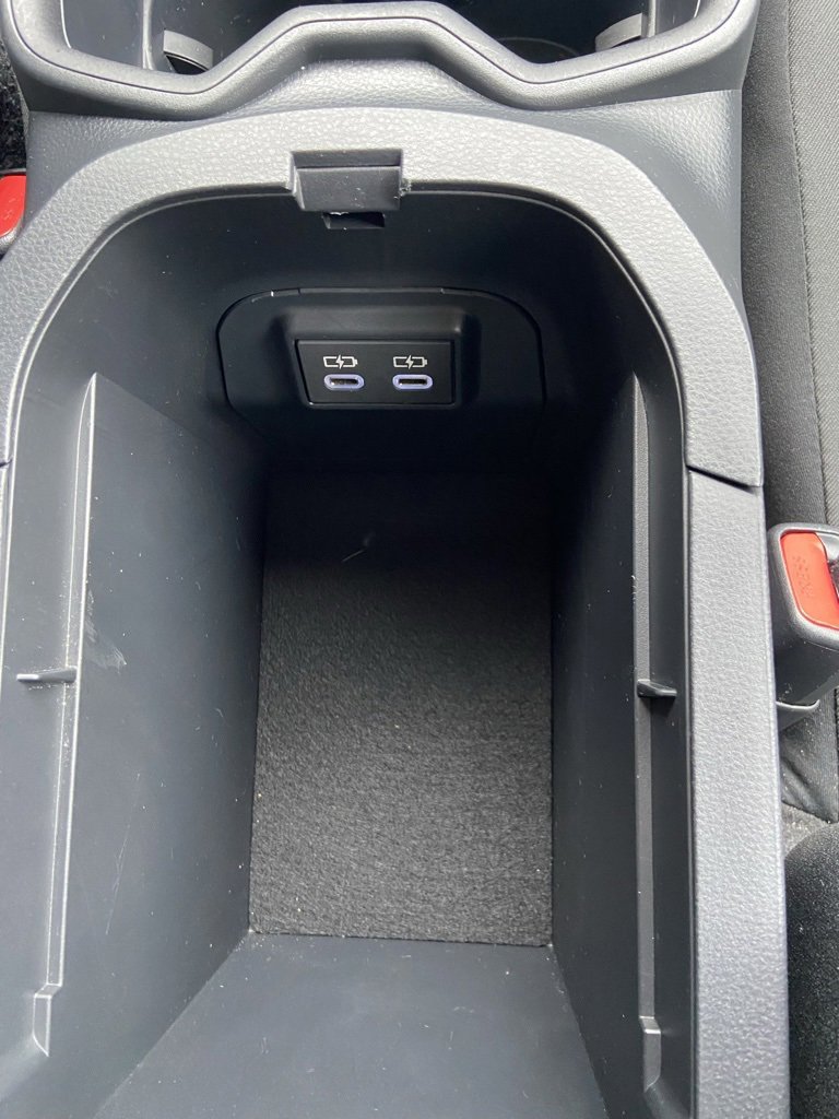 Used 2025 Toyota RAV4 LE image 19