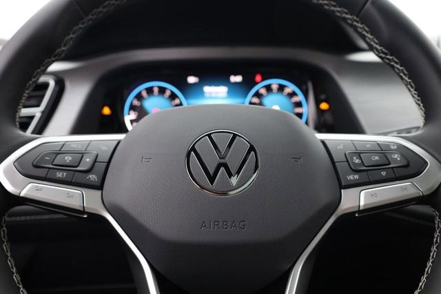 New 2026 Volkswagen Atlas Cross Sport SE image 11