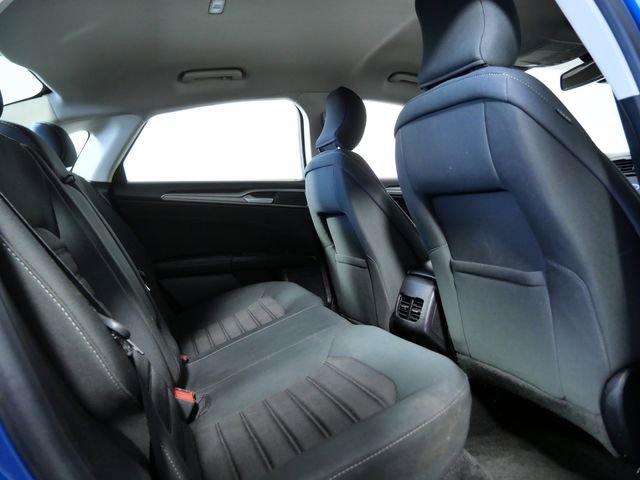 Used 2019 Ford Fusion SE image 12