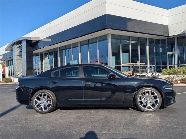 Used 2016 Dodge Charger R/T w/ Plus Group image 3