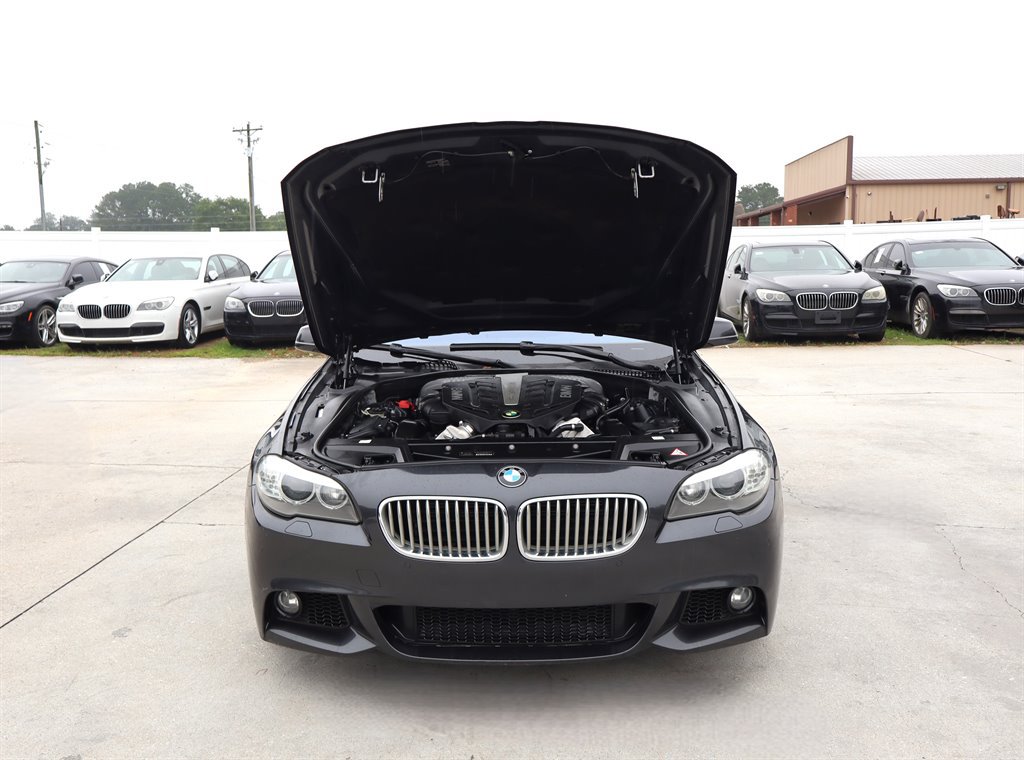 Used 2013 BMW 550i Sedan RWD image 41
