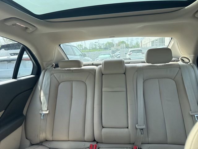 Used 2017 Lincoln Continental Reserve w/ Technology Package image 15