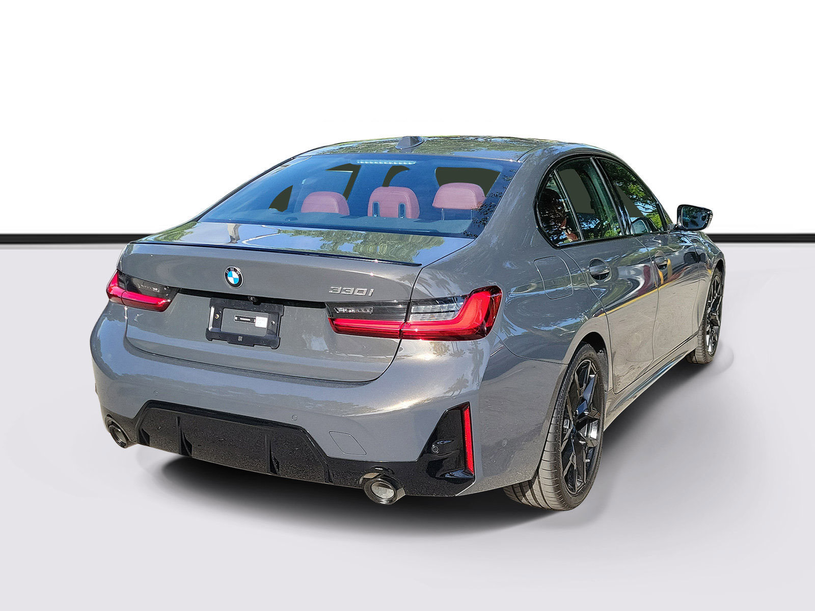 New 2026 BMW 330i Sedan w/ M Sport Package RWD image 4