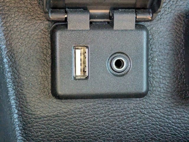 Used 2017 Chevrolet Cruze Premier w/ RS Package image 23