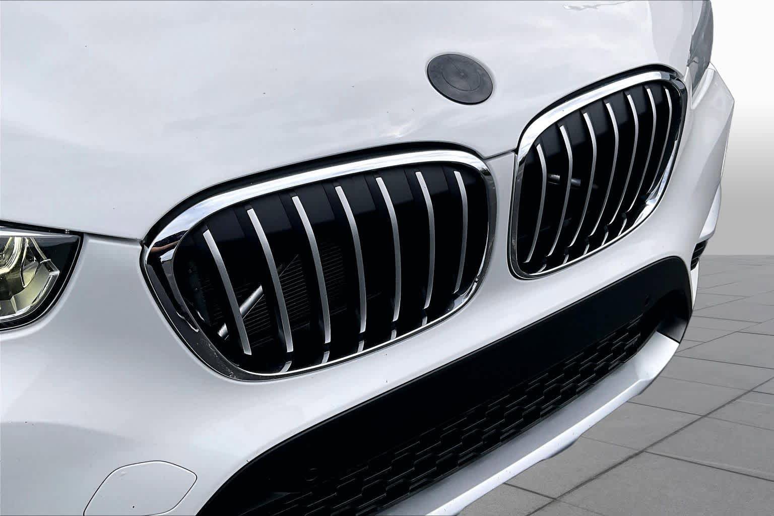 Used 2017 BMW X1 xDrive28i AWD/4WD image 29