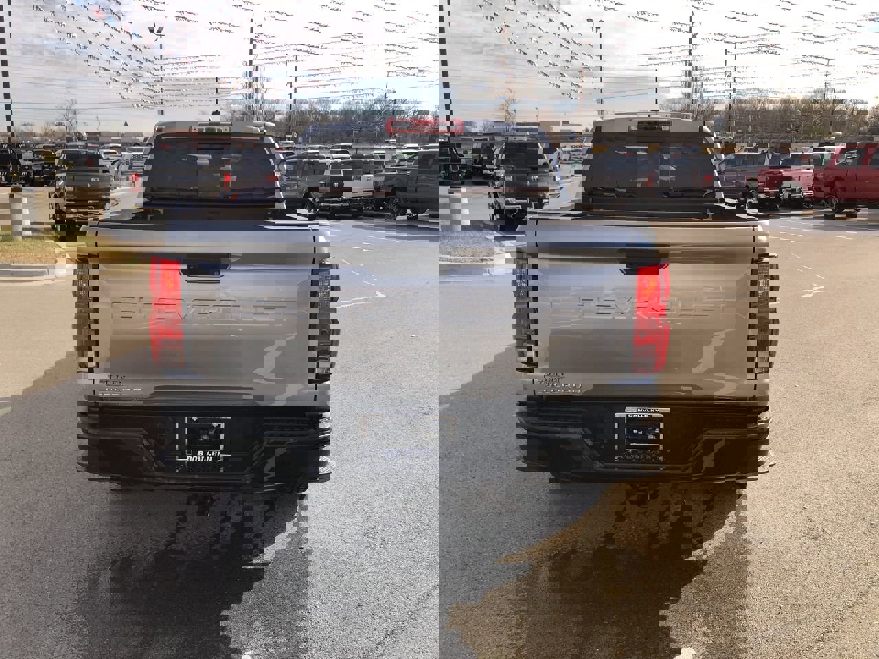 Used 2024 Chevrolet Colorado W/T w/ Advanced Trailering Package image 10