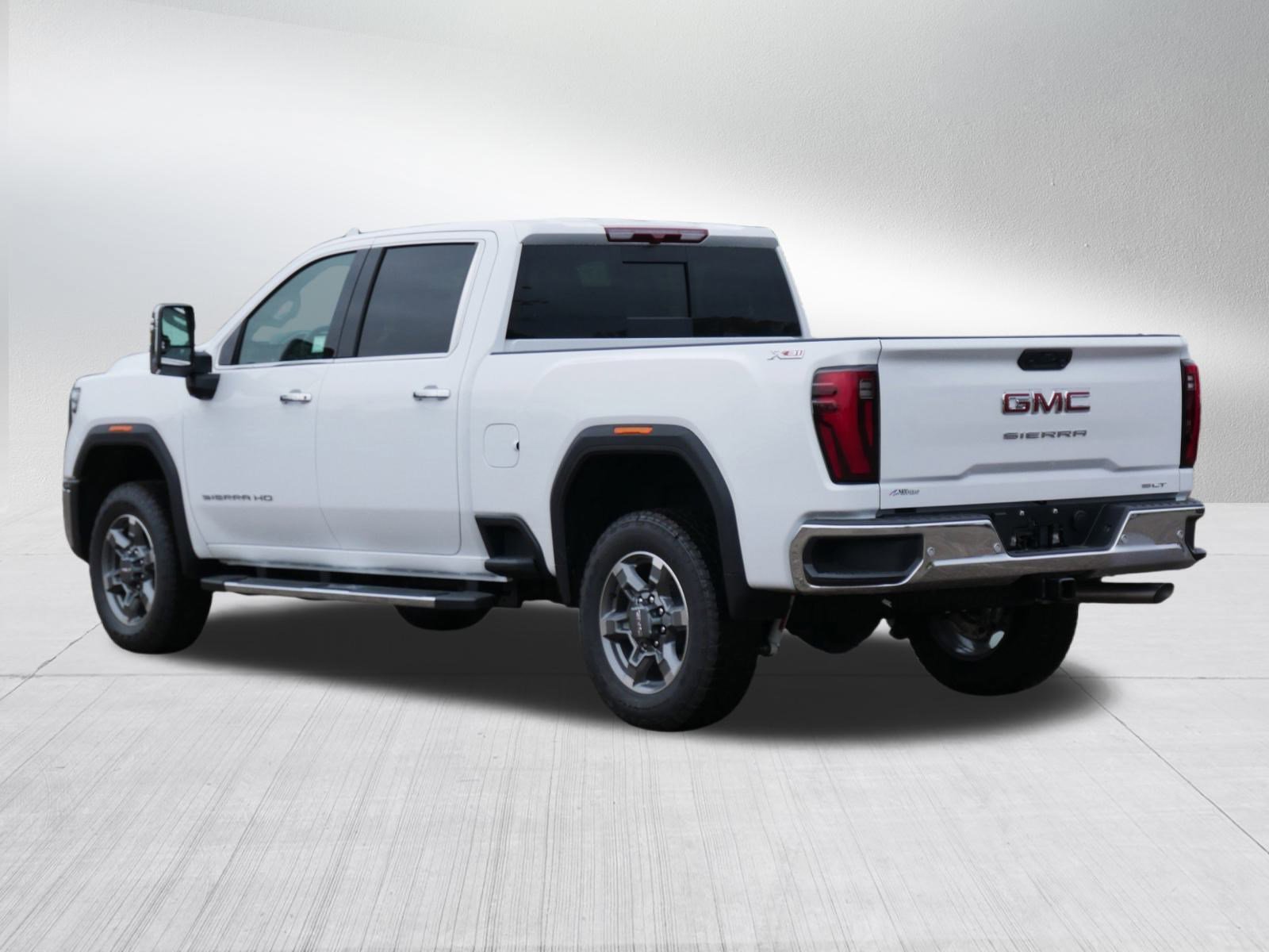 New 2026 GMC Sierra 2500 SLT w/ SLT Premium Package image 3