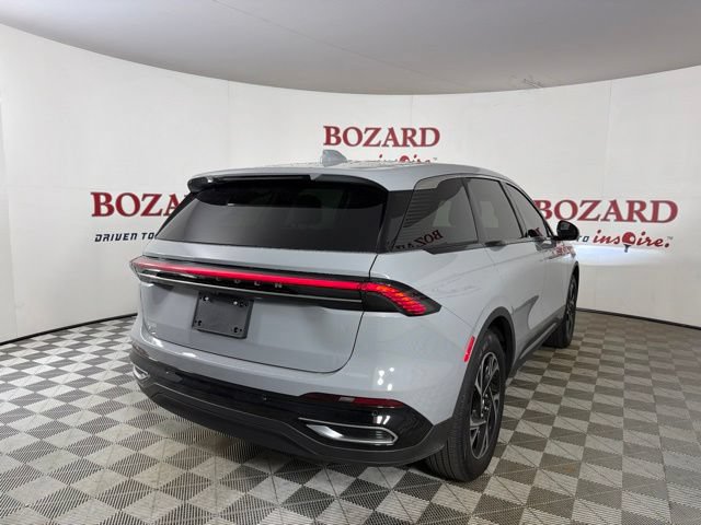 Used 2026 Lincoln Nautilus Premier AWD/4WD image 8