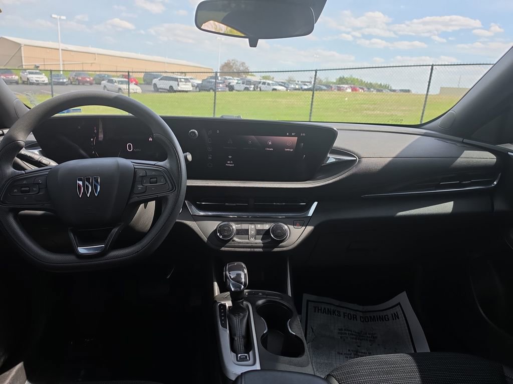 Used 2024 Buick Envista Preferred w/ Advanced Safety Package image 14