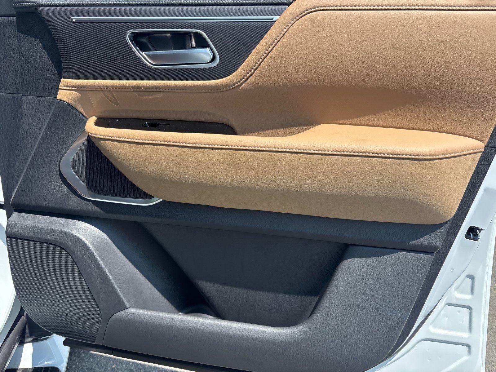 New 2027 INFINITI QX80 Luxe AWD/4WD image 39