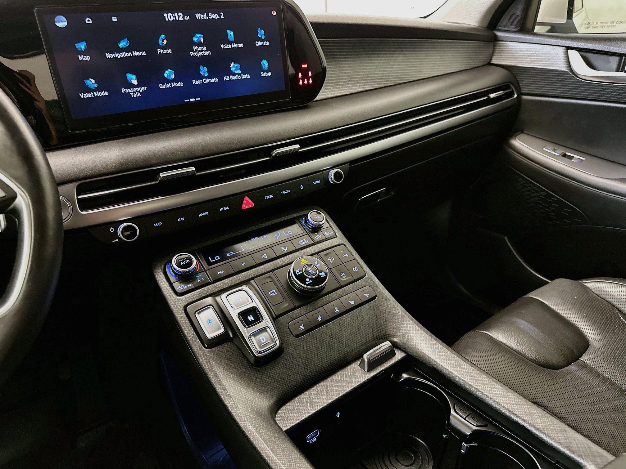 Used 2023 Hyundai Palisade Limited AWD/4WD image 26