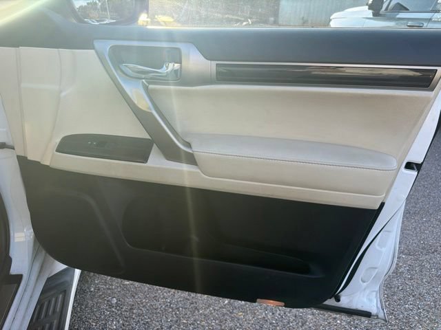 Used 2021 Lexus GX 460 Premium w/ Premium Package AWD/4WD image 9