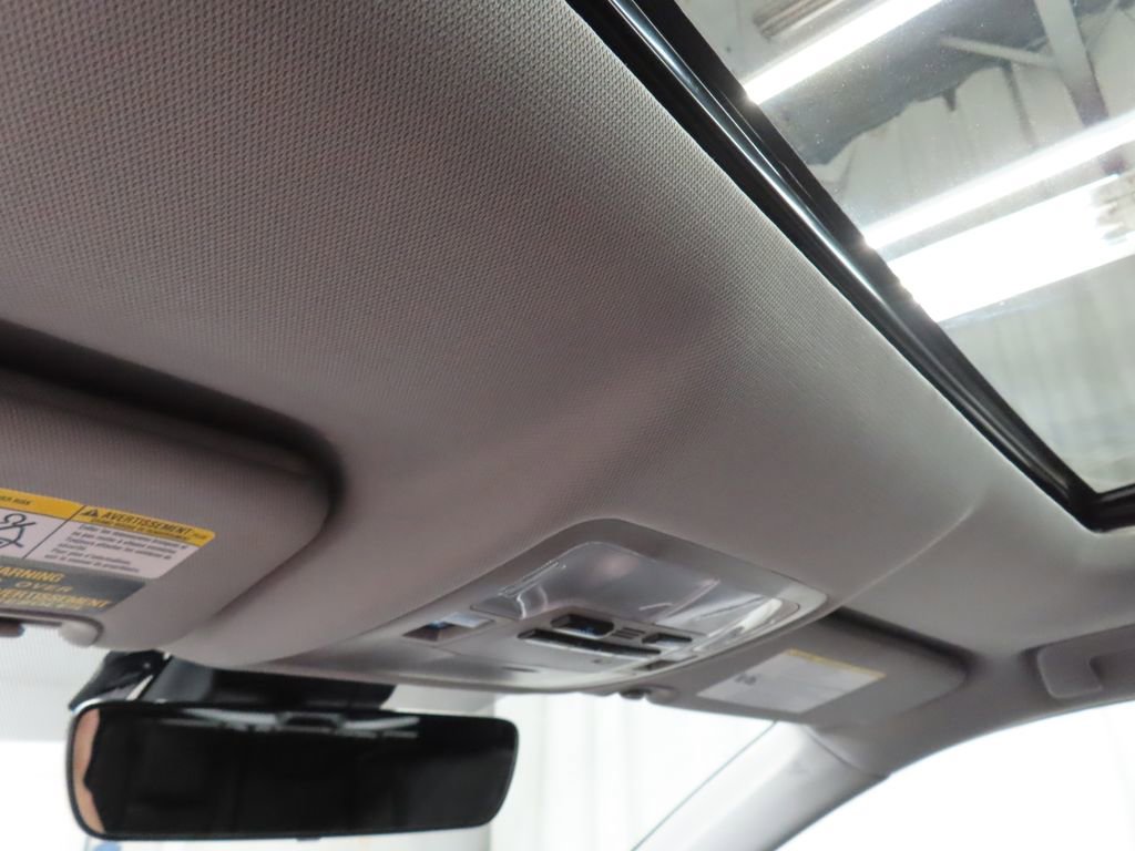 Used 2018 Toyota Highlander XLE image 22