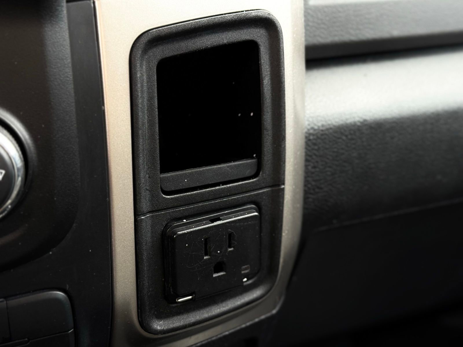 Used 2016 RAM 1500 Big Horn AWD/4WD image 33