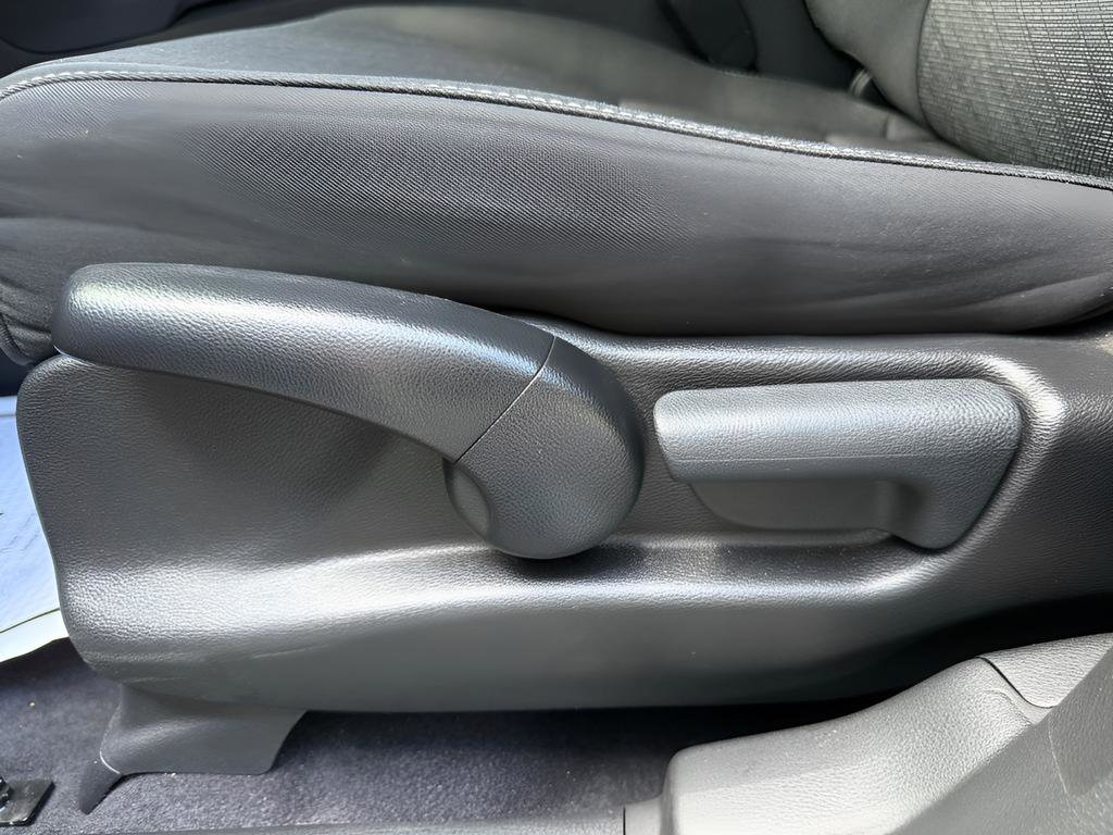 Used 2025 Honda Ridgeline Sport image 12