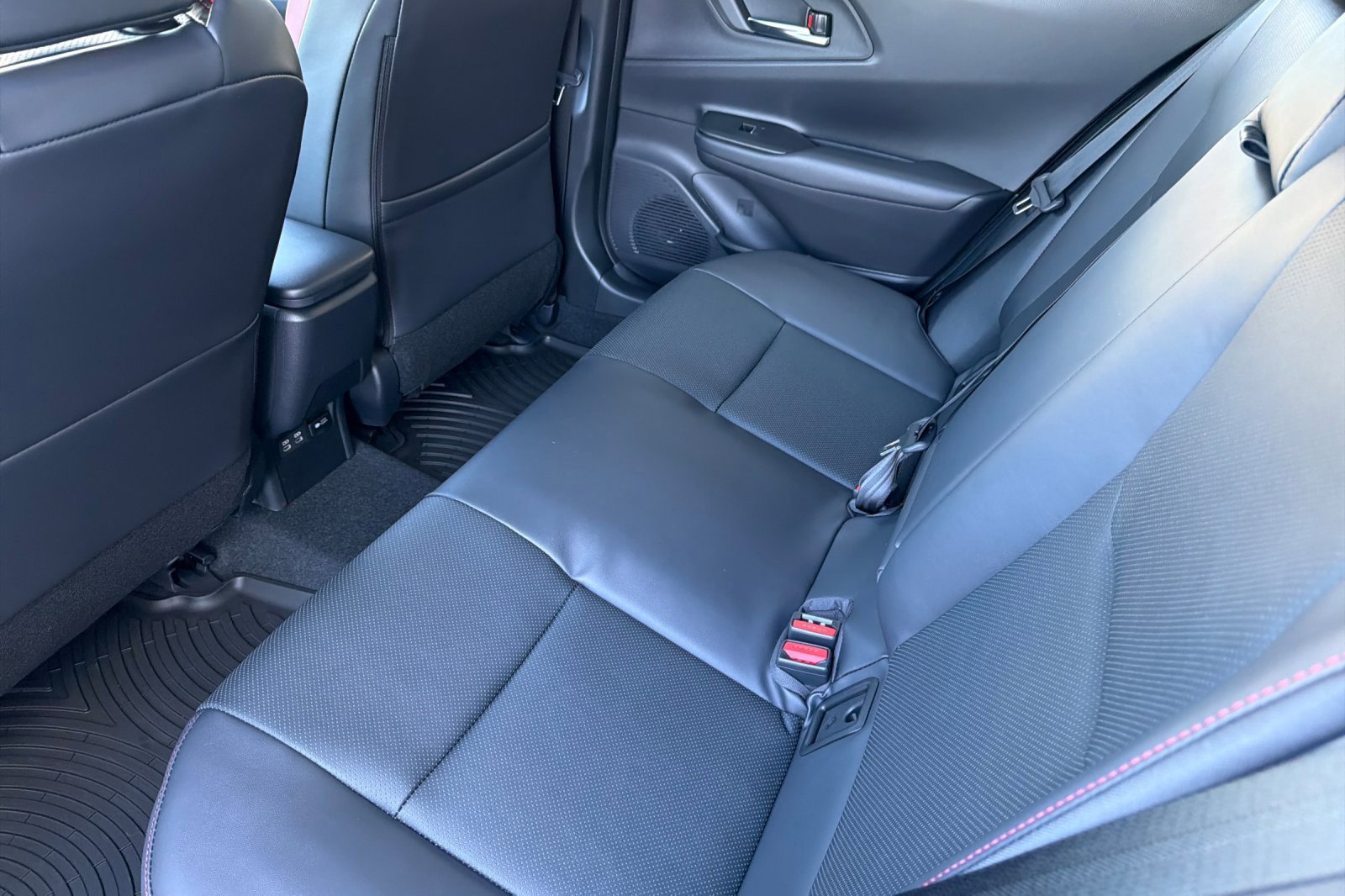 New 2026 Toyota Prius Plug-In Hybrid image 11