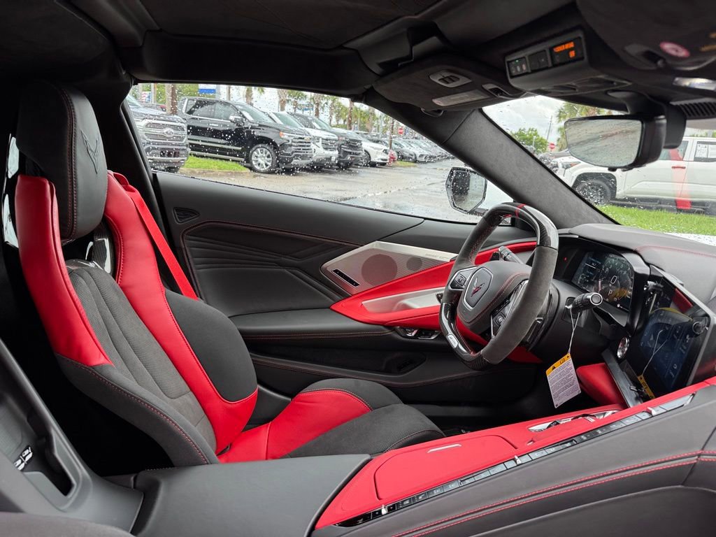 New 2025 Chevrolet Corvette Z06 w/ Z07 Performance Package RWD image 16