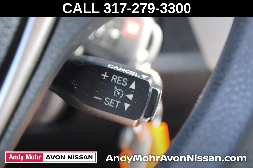 Used 2014 Toyota RAV4 XLE AWD/4WD image 29
