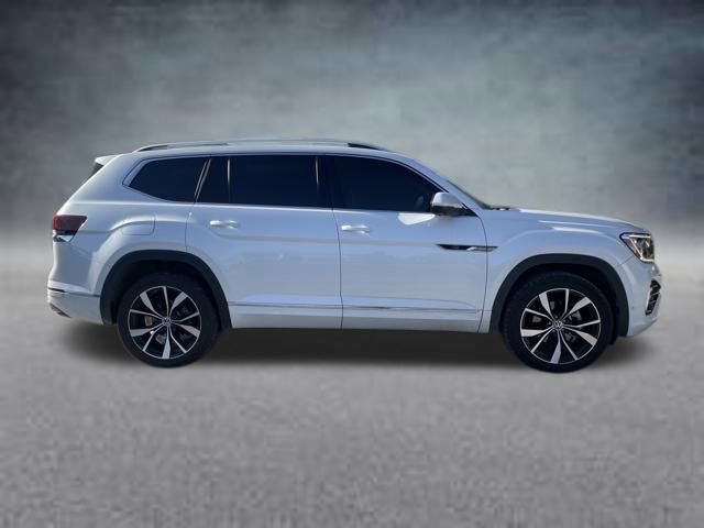 Used 2025 Volkswagen Atlas SEL Premium R-Line image 6