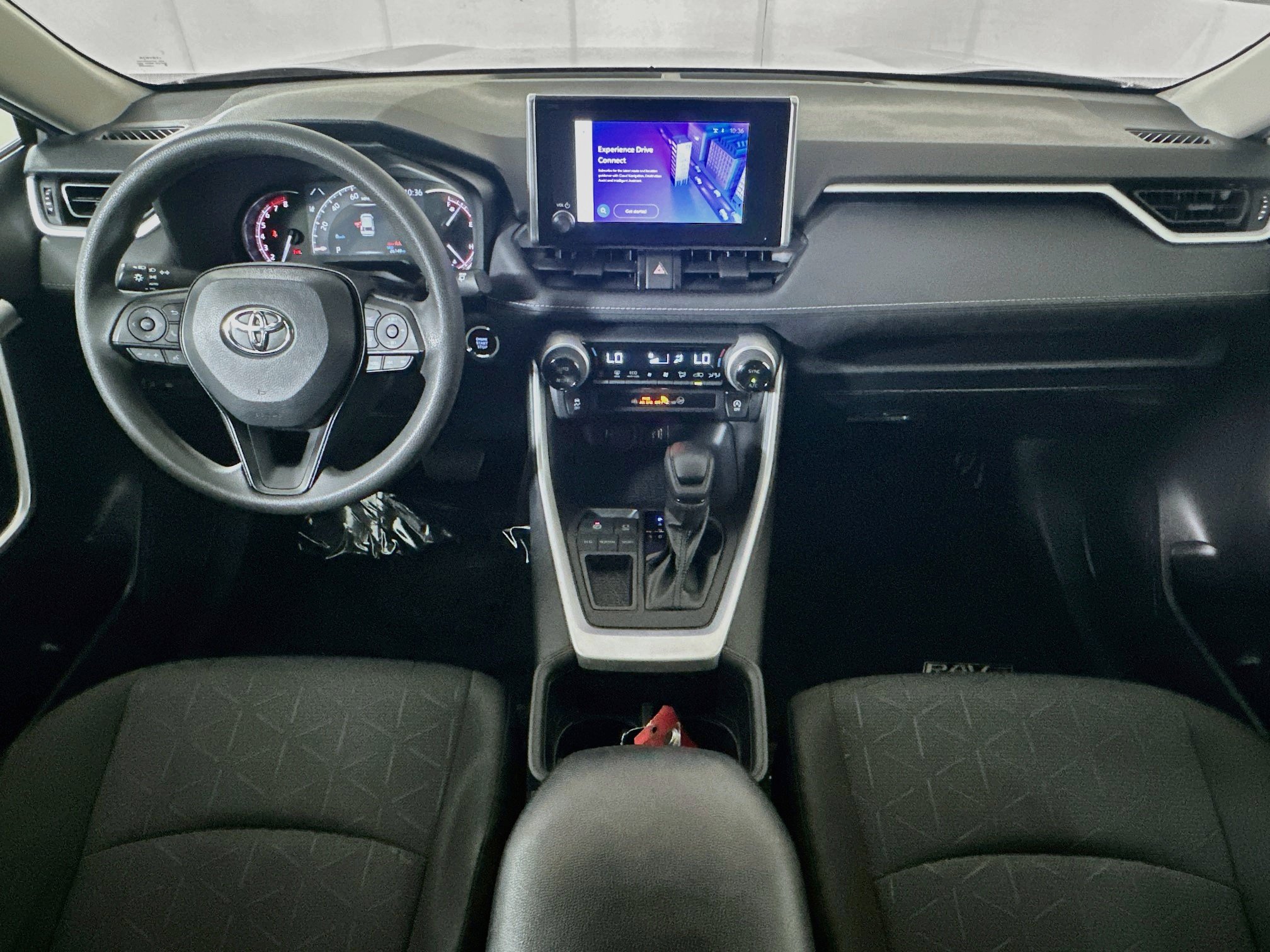 Used 2023 Toyota RAV4 XLE FWD image 27