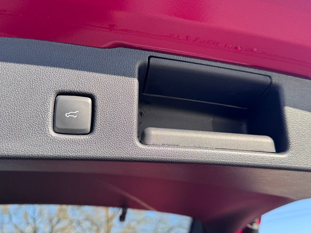 Used 2025 Ford Escape SE w/ PHEV Premium Package FWD image 43