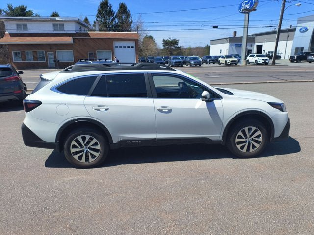 Used 2022 Subaru Outback Premium AWD/4WD image 9