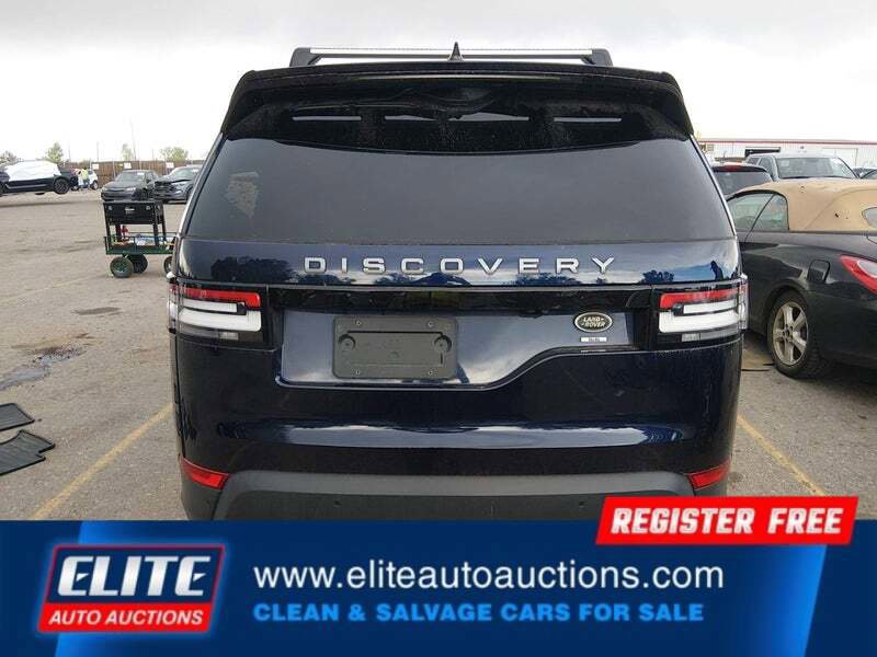 Used 2020 Land Rover Discovery SE AWD/4WD image 32