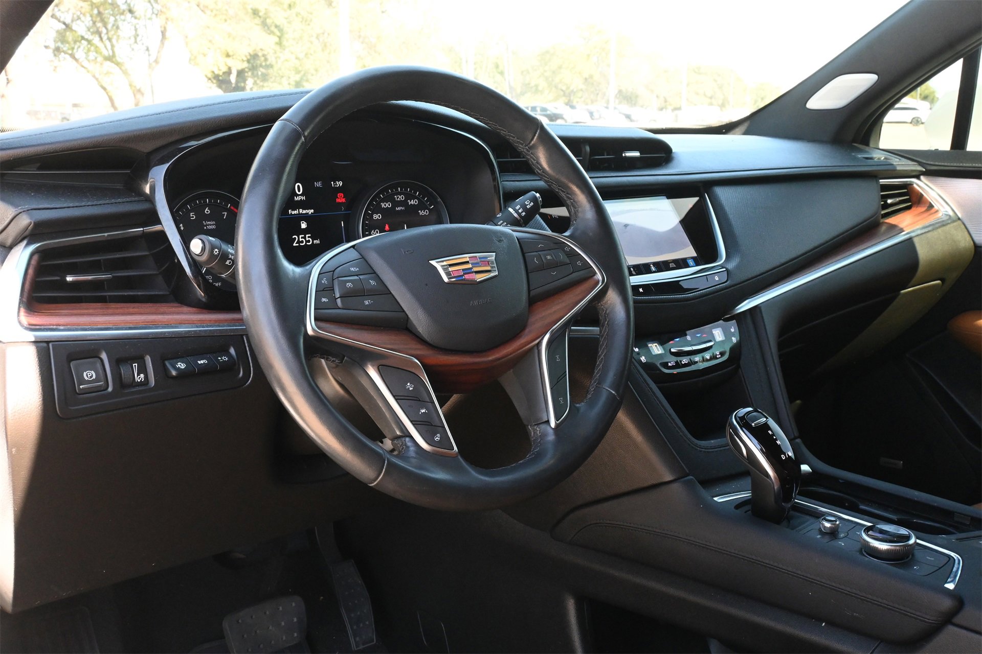 Used 2024 Cadillac XT5 Premium Luxury w/ Technology Package image 17