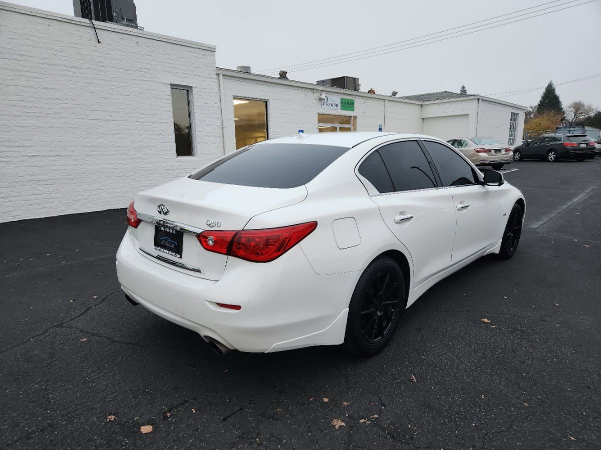 Used 2017 INFINITI Q50 Premium w/ 2.0T Premium Plus Package RWD image 5