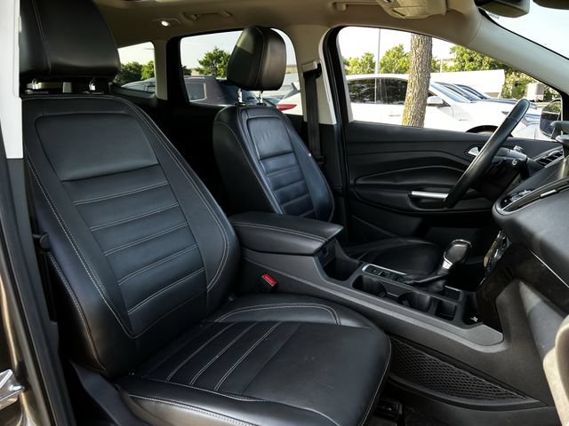 Used 2017 Ford Escape Titanium w/ Equipment Group 301A FWD image 29