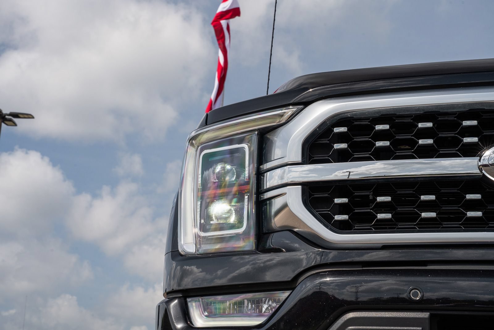 Certified 2023 Ford F150 Platinum w/ Equipment Group 701A High AWD/4WD image 11
