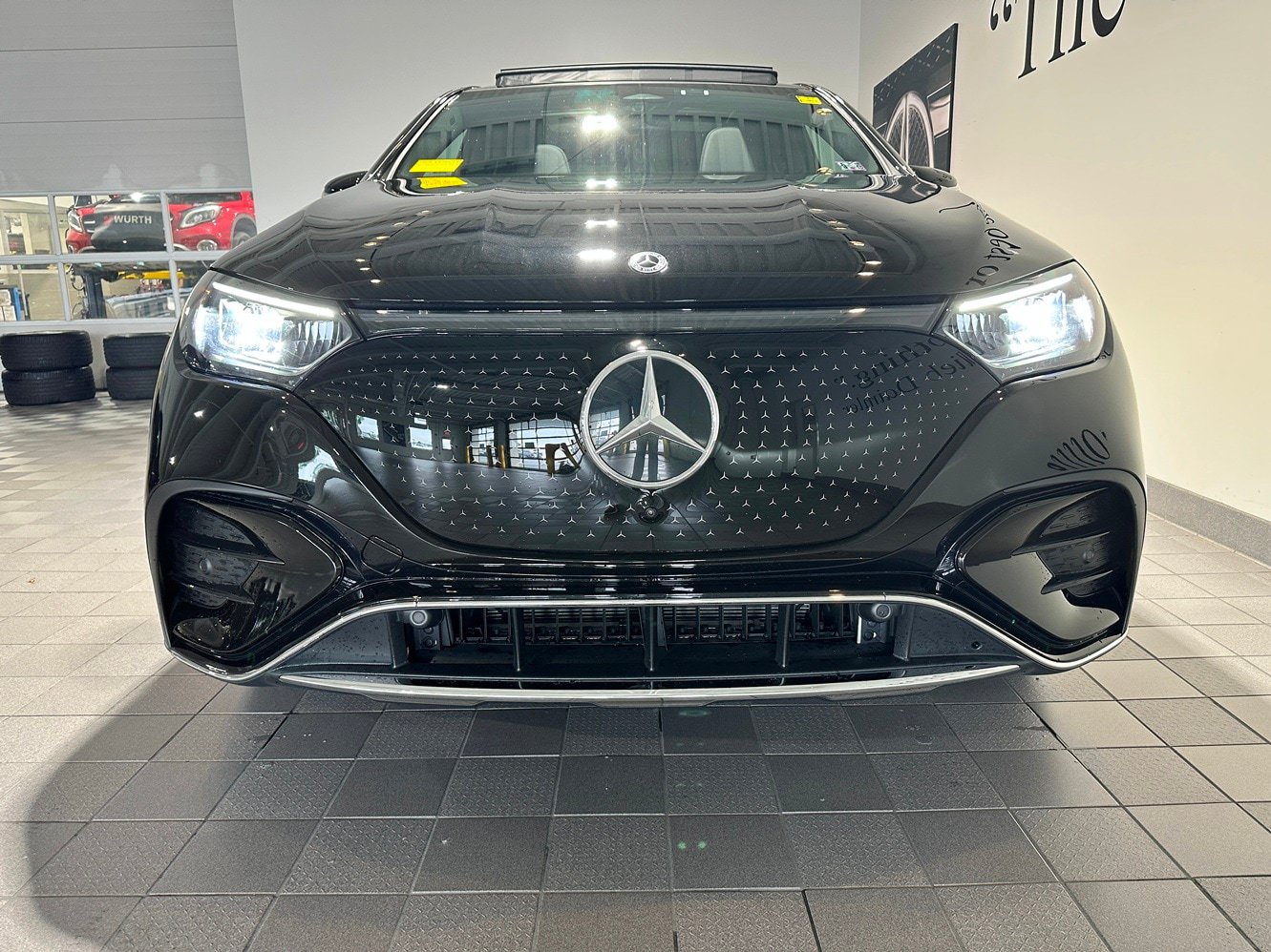 Used 2023 Mercedes-Benz EQE 500 4MATIC SUV image 2