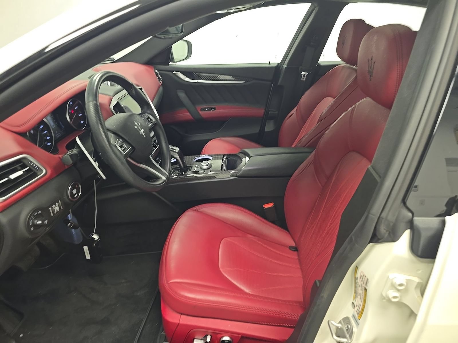 Used 2023 Maserati Ghibli Modena RWD image 6